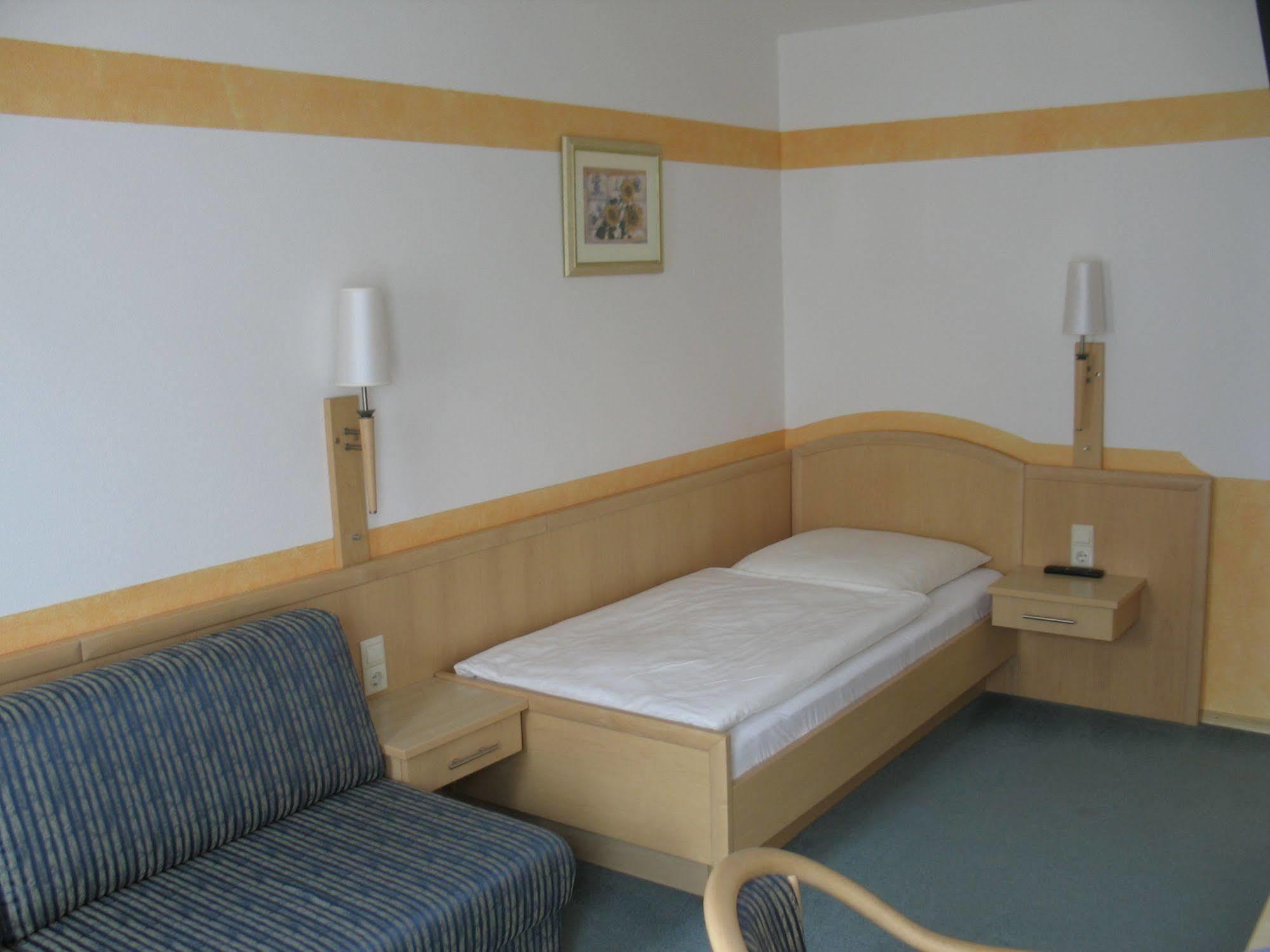 Hotel garni Hopfengold Wolnzach Esterno foto