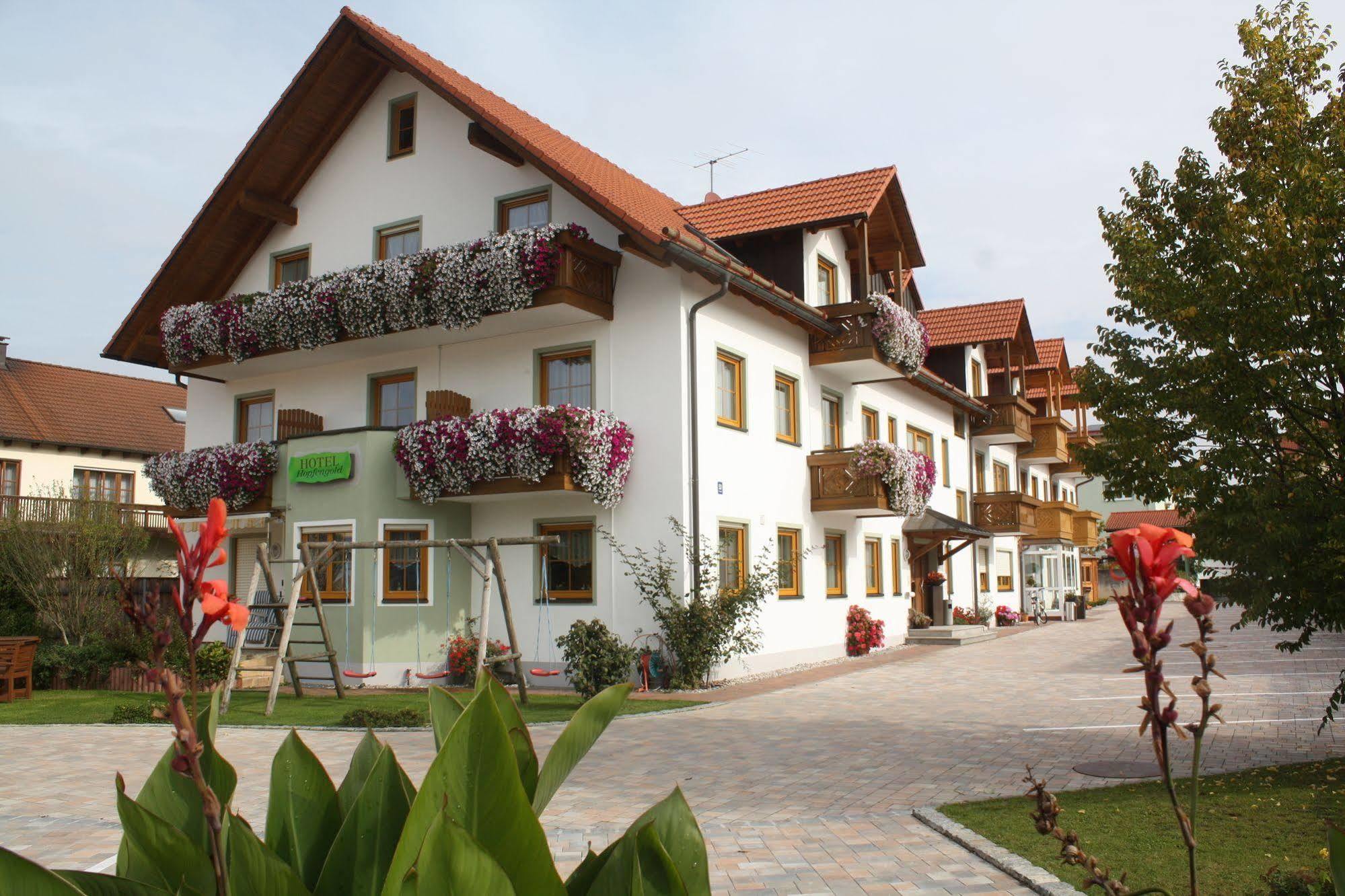 Hotel garni Hopfengold Wolnzach Esterno foto