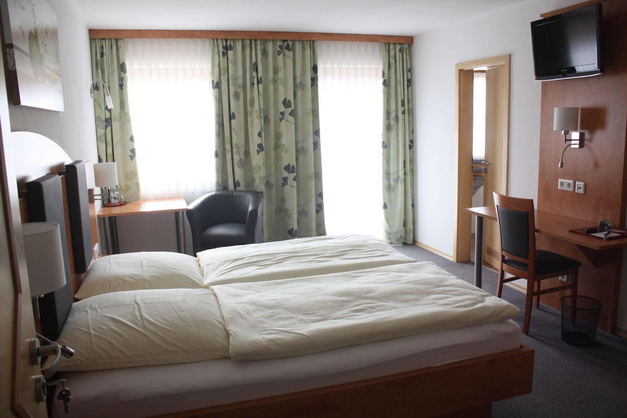 Hotel garni Hopfengold Wolnzach Esterno foto